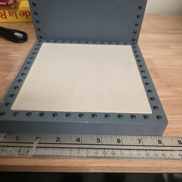 GUCCI Studded Flat-Back Dresser Countertop Display | Retail Display | Rare - Picture 10 of 13